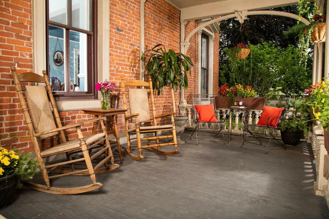 Rosemont Inn Utica Kültér fotó